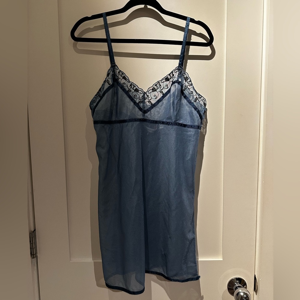 Y2K Vintage Victoria’s Secret Slip Dress/Lingerie